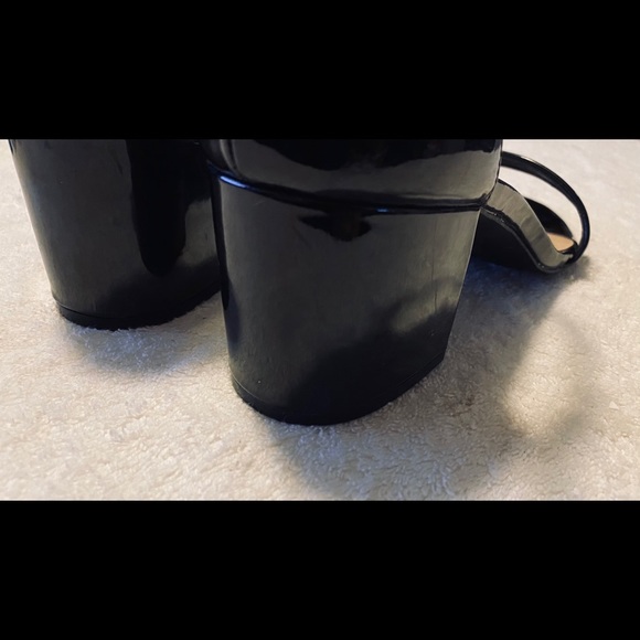 Brand New Glamorous Heels CALLISTO OF CALIFORNIA - Picture 7 of 8